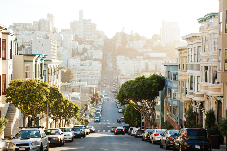 San Francisco: lettori targhe ai parcheggi per scoprire se l’auto è rubata